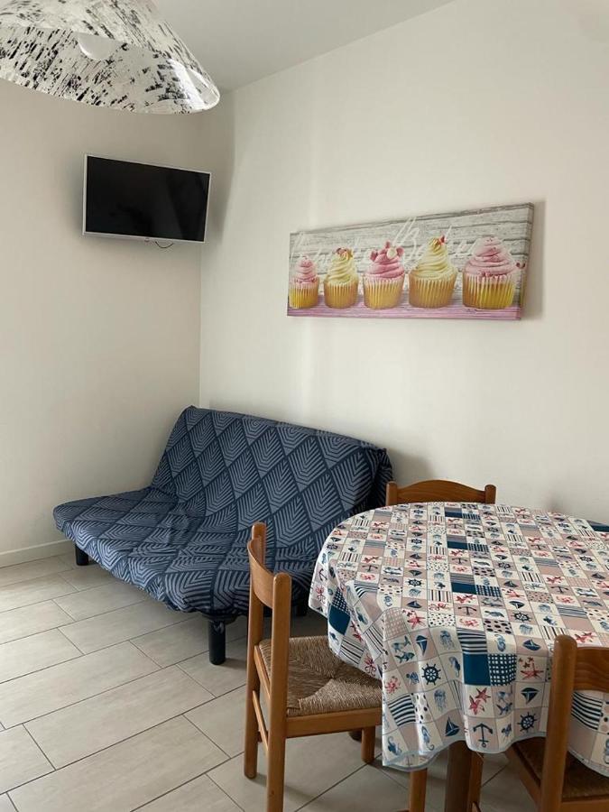 Condominio Michelangelo-Solo Per Famiglie- Walterigato Apartments リド・ディ・イエゾロ エクステリア 写真