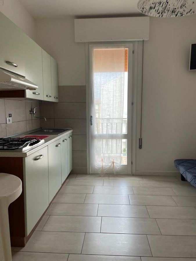 Condominio Michelangelo-Solo Per Famiglie- Walterigato Apartments リド・ディ・イエゾロ エクステリア 写真